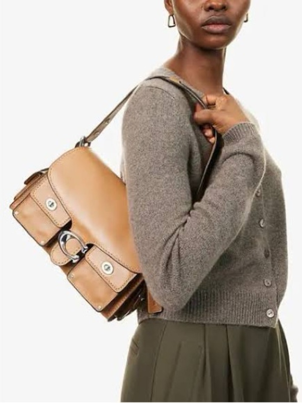 COACH - Cargo Soft Tabby in Light Honey Brown with Silver Hardware - Picture 2 of 14